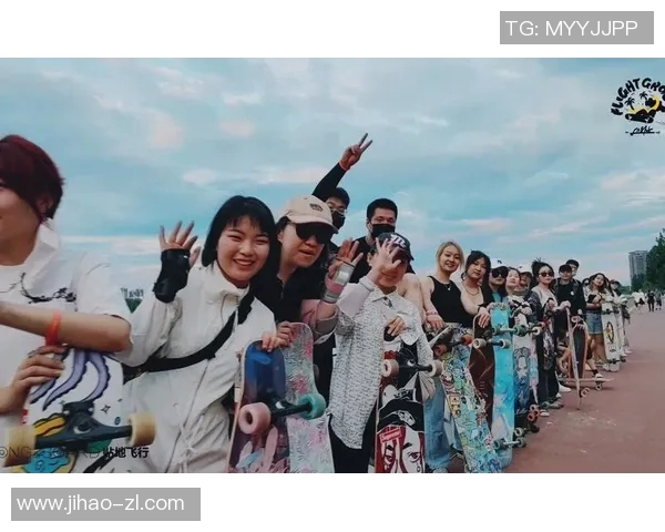 西安滑板队团队协作引发热议探讨滑板文化与竞技精神的碰撞 西安滑板队团队协作引发热议探讨滑板文化与竞技精神的碰撞